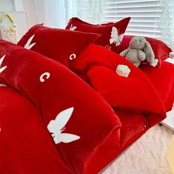 2024 Новый молочный флисовый принт красный пододеяльник утолщенный теплый пододеяльник на осень и зиму большой двуспальный размер постельного белья 220x240 Only 2 pillowcases