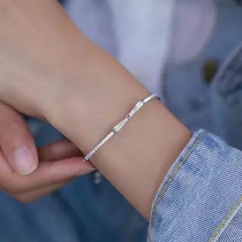 2024 Новый женский легкий роскошный медный браслет с бантом, женская мода, металлический браслет со стразами серебряного цвета для клубных вечеринок, аксессуары