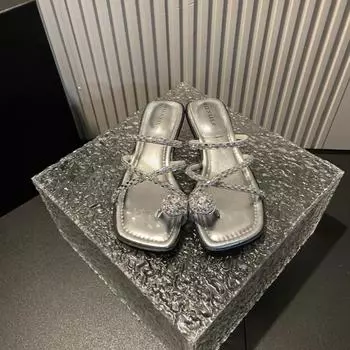 2024 Обувь Низкие тапочки Повседневные тапочки Женские шлепанцы Желейные шлепанцы Роскошные летние блестящие модные римские каблуки-копышки Ткань 35 чёрный