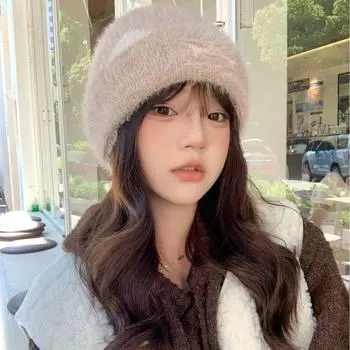 2024 осень и зима милая шапка плюшевая новая вязаная шапка универсальная теплая ухо протектор утолщенная мода студент One Size чёрный