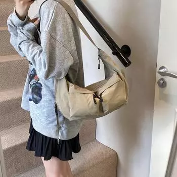 2024 осень и зима новая вместительная нейлоновая модная сумка через плечо универсальная повседневная женская сумка легкая сумка-сэтчел