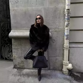 2024 осень и зима новая женская одежда искусственный мех лисы черная шуба женственность короткая Mao Mao ins пальто XS чёрный