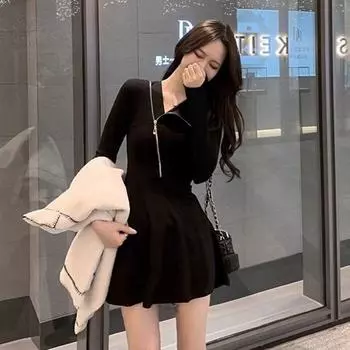 2024 осень и зима новое трикотажное маленькое черное платье диагональный воротник маленькое темпераментное черное платье в стиле Хепберн женская одежда S чёрный