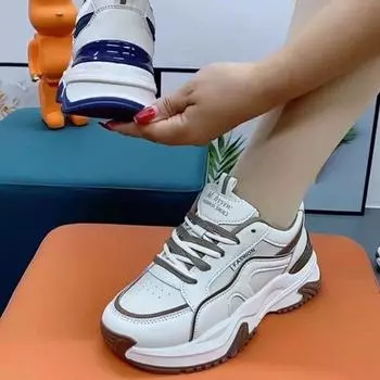 2024 осень и зима новые спортивные туфли для отдыха на толстой подошве легкие женские туфли для папы и студента с мягкой подошвой 35 хаки