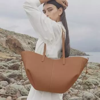 2024 Осень Натуральная Кожа Большая Вместительная Женская Сумка Через Плечо Small [42*8.5*25cm]