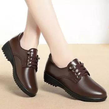 2024 осень новые одинарные туфли женские среднего и пожилого возраста обувь для мам нескользящие ленивые туфли женские кожаные туфли плоские рабочие туфли женские 35 чёрный