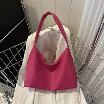 2024 осень новый иностранный стиль модная сумка через плечо женская сумка через плечо простая и модная большая вместительная сумка для поездок на работу чёрный