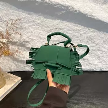 2024 осень новый нишевый дизайн иностранный стиль портативная сумка с бахромой ретро мода текстура сумка-мессенджер маленькая квадратная сумка чёрный