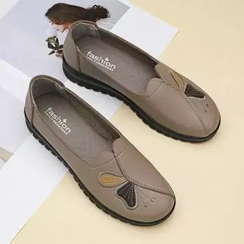 2024 Осенние мокасины-бабочки Женские мягкие кожаные туфли Женские туфли для ходьбы без застежек Мокасины для мам Женские удобные туфли на плоской подошве CN 35 вино красного