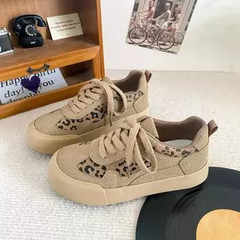2024 Осенние продажи Горячая новинка Абразивная кожа Леопард Толстая подошва Увеличенная шнуровка Повседневная обувь для скейтбординга Женские кроссовки 35