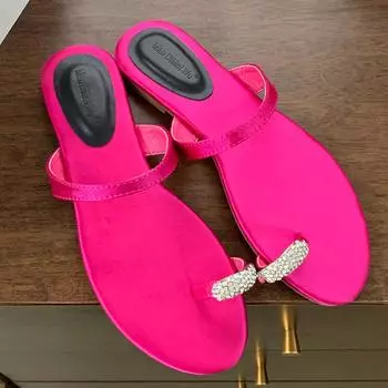 2024 пляжные сандалии, летние женские туфли на плоской подошве, женские шлепанцы, уличные модные шлепанцы со стразами, женские тапочки, шлепанцы 39 чёрный