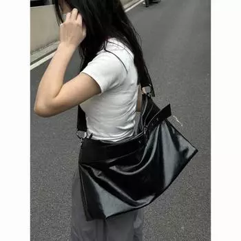 2024 популярная высококачественная мягкая сумка-мессенджер Piot большой вместимости унисекс lazy wind на одно плечо чёрный