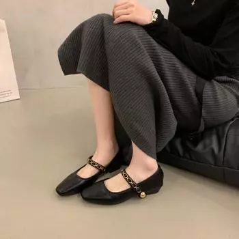 2024 Повседневные туфли Мэри Джейн на плоской подошве, женские скандинавские минималистичные мокасины с золотой цепочкой, туфли в стиле Лолиты из искусственной кожи 35 чёрный