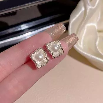 2024 Серьги с квадратным жемчугом неправильной формы: Уникальный, стильный дизайн высокого класса A1930 Thick серебряный