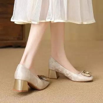 2024 spring and autumn models retro national style new Chinese thick heel comfortable single shoes women s buckle rhinestone temperament French hi 34 абрикосовый