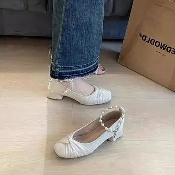 2024 spring and summer temperament pearl French engagement shoes cheongsam women s shoes with skirt thick heel square head light mouth single shoes 35