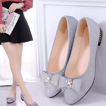 Весна 2024 года, новые модные туфли на толстом каблуке с острым носком для женщин, с бантом, блестящие стразы, на низком каблуке, удобные рабочие туфли для мам 35 чёрный