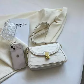 2024 весна маленькая квадратная сумка чувство моды женская сумка нишевый дизайн сумка подмышку женская сумка чёрный