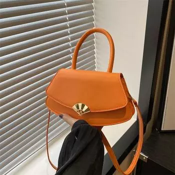 2024 сумка весенняя женская модная тенденция конфетного цвета сумка-мессенджер женская приливная чувственность европейская и американская популярная женская сумка-мессенджер чёрный