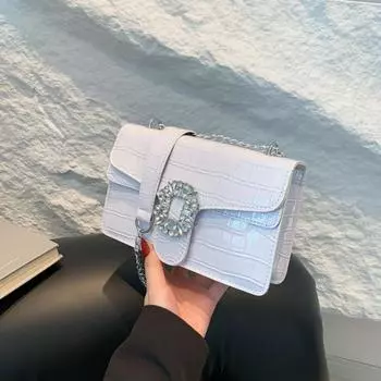 2024 летняя повседневная простая сумка-мессенджер модная персонализированная маленькая квадратная сумка женская новая модная сумка через плечо для женщин чёрный