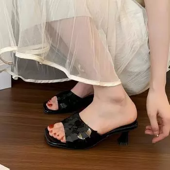 2024 Summer Hot Selling Women s Shoes High Quality Open Toe Women s Slippers Fashion Sequined Thick Heel Women s High Heels 35 серебряный