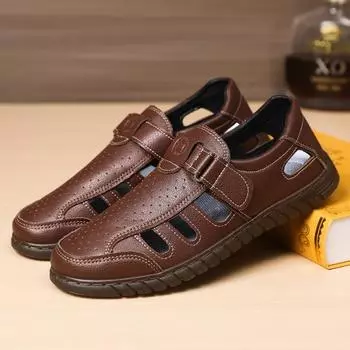 2024 summer new business hollow leather sandals middle-aged and elderly lightweight breathable shoes men s hole Velcro cool leather shoes 39 чёрный