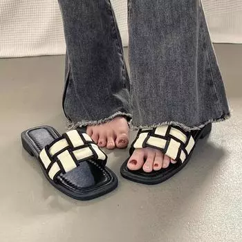 2024 summer new flat bottom one-word drag fashion home soft bottom French go out beach women s flat bottom cool slippers 35 бежевый