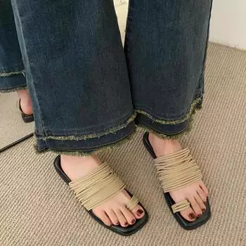 2024 Summer New Large Size Women Shoes European and American Fashion Square Head Woven Thin Strap Flat Sole Beach Slippers Women 35 чёрный