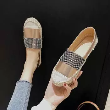 2024 Весенняя мода Новые женские вулканизированные туфли Повседневные плоские кроссовки Сексуальные кристальные стразы Слипоны женские туфли Большие размеры 35 чёрный