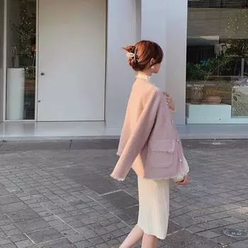 2024 Весна и осень Новая французская знаменитость розового цвета Xiaoxiangfeng Топ флисовая утолщенная короткая шерстяная куртка женская зимняя одежда M