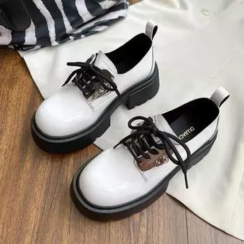 2024 Винтажные черные мягкие кожаные женские туфли на толстой подошве Французские форменные туфли 35