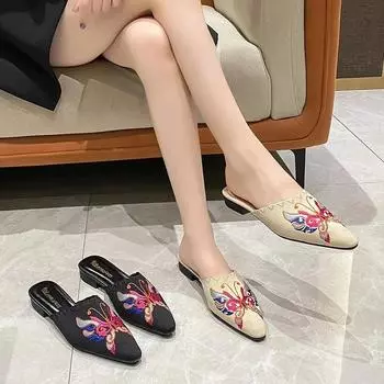 2024 Вышитые цветочные туфли женские тапочки с острым носком шелковые мюли женские туфли на низком каблуке шлепанцы плоские сандалии женские на открытом воздухе пантуфли 36 чёрный