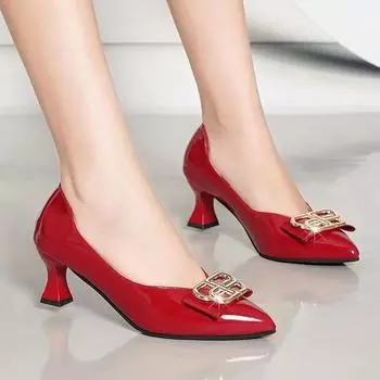2024 Высококачественные мягкие кожаные женские туфли-одиночки, новые весенне-летние туфли на высоком толстом каблуке, нескользящие, универсальные, рабочие женские туфли 35 красный