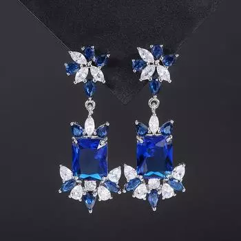 2024 Взрывные серьги Женский темперамент Моделирование женские серьги Женские длинные японские и корейские украшения для ушей