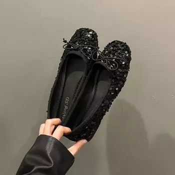 2024 весна и лето Интернет знаменитости маленькие люди показывают высокие плоские туфли женщины мягкие подошвы не устают ноги нишевый дизайн обувь 35