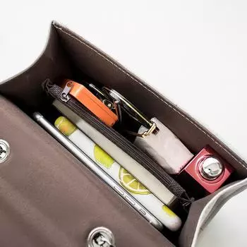 2024 весна и лето мода простая вышитая цепочка сумка через плечо универсальная трендовая сумка-мессенджер для мобильного телефона женская сумка с бахромой и буквами