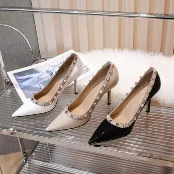 2024 весна и лето новые заклепки остроконечные каблуки женские тонкие каблуки кожаные черные лакированные туфли OL ночные клубы супер высокие каблуки одинарные туфли 34