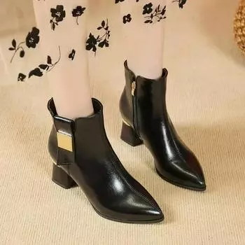 2024 весна и осень, новые тонкие женские ботинки в британском стиле, черные женские ботинки телесного цвета с острым носком и тонкой боковой молнией 34 чёрный