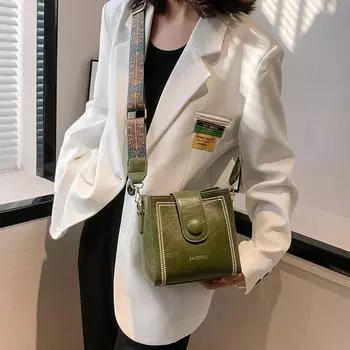 2024 весна/лето, новый минималистский модный тренд, универсальная минималистичная ретро сумка-ведро большой вместимости на одно плечо с диагональным крестом для женщин