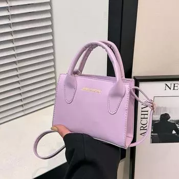 2024 весна новый модный рюкзак сумка-мессенджер модная сумка в иностранном стиле простая повседневная сумка через плечо маленькая квадратная сумка чёрный