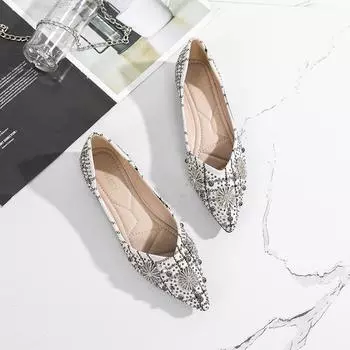 2024 весна осень Удобные повседневные женские туфли на плоской подошве со стразами и заклепками Модные женские туфли легкие туфли-лодочки с мягкой подошвой 35 чёрный