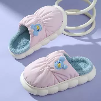 2024 Женская обувь Новые зимние водонепроницаемые хлопковые тапочки женские мультяшные нескользящие мягкие подошвы обертывания теплые плюшевые высокие домашние туфли 36-37 зелёный