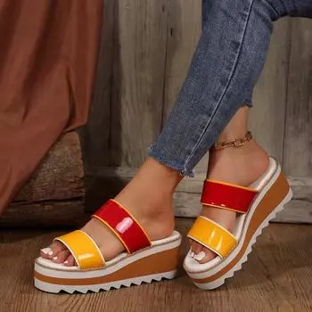 2024 женская обувь, высококачественные красочные женские тапочки на среднем каблуке, модные женские тапочки большого размера на танкетке с открытым носком 43