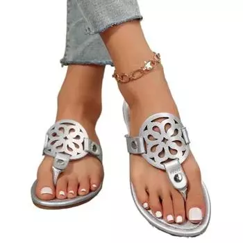 2024 Женские летние новые модные дизайнерские нескользящие сандалии на плоской подошве с открытым носком для отдыха на пляже 35 серебряный