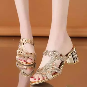 2024 Женские летние новые роскошные дизайнерские сандалии со стразами на квадратной подошве для повседневного банкета и вечеринки, женские тапочки 34 чёрный