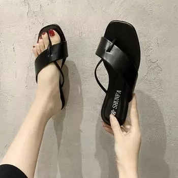 2024 Женские тапочки Летняя корейская версия Плоская пляжная обувь Модные шлепанцы с застежкой-молнией Повседневная женская обувь Женские сандалии 36 зелёный