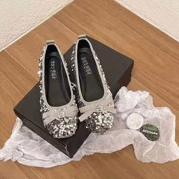 2024 женские весенние новые стильные блестящие дизайнерские простые однотонные туфли на плоской подошве для женщин элегантные платья с бантом в очереди женские туфли 35 чёрный