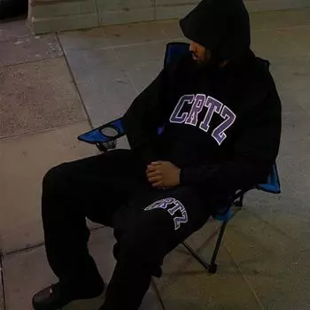 2024 Зима Новый Стиль Персонализированный Напечатанный Фиолетовый Шрифт Буквы Модный Узор Молодежная Мода Спортивный Костюм S