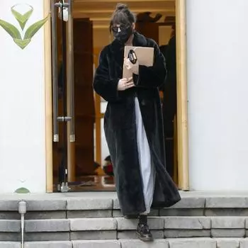 2024 зима новый воротник-стойка искусственный мех кролика искусственный шуба женская длинная искусственная норка бархатное утолщенное пальто до колена черный S чёрный