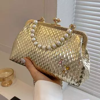 2024 Зима Роскошные Дизайнерские Женские Белые Сумки На Ремне Золото Серебро Сумки Через Плечо Жемчужный Вечерний Клатч Цепи Раковины Клип Партии Сумки серебряный